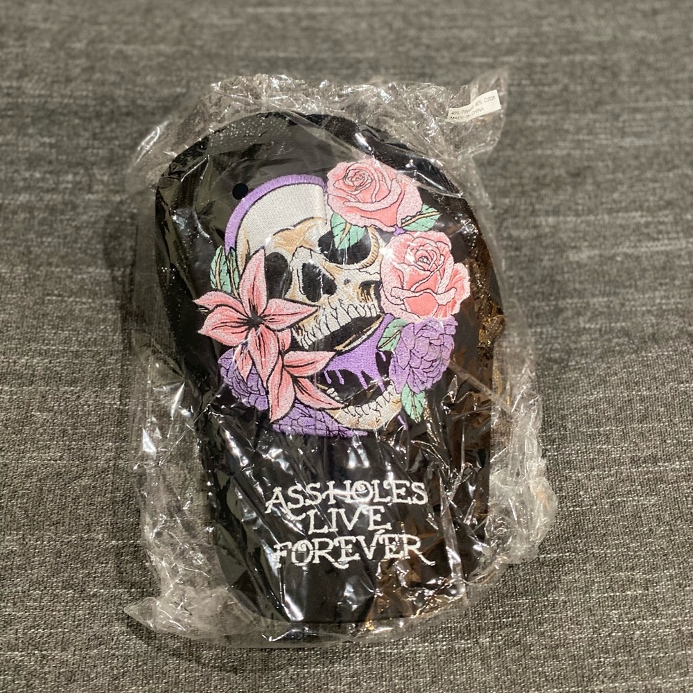 NEW // TRUCKER HAT // ALF // OS